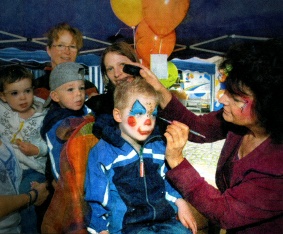 CFI-Kindertag-Carree-Darmstadt-Kinderschminken